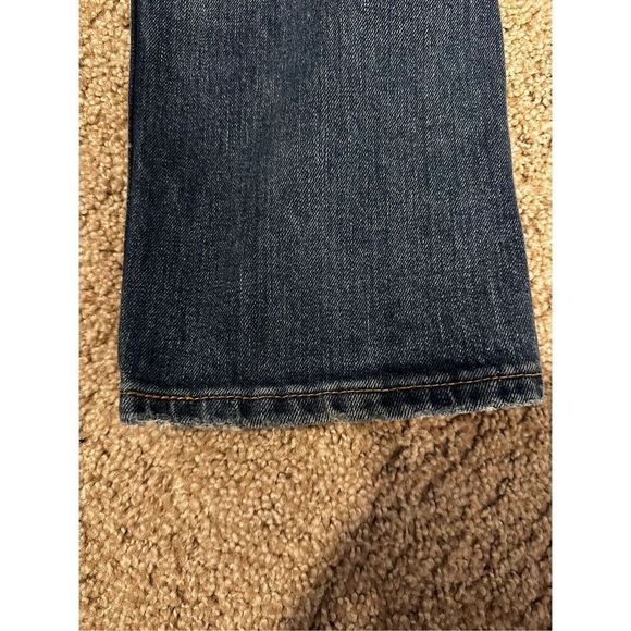 Levis Jeans - Picture 3 of 4